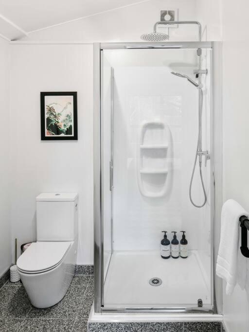 950M To Cbd - Instant Book Tidy Unit Apartment Gisborne Exterior foto